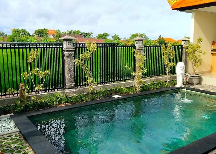 Umah Dangin Munggu Affittacamere Canggu
